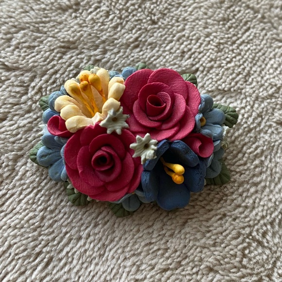 Vintage Floral Bouquet Brooch Pin - Picture 4 of 5